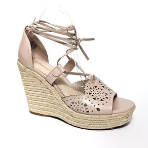 NINE WEST Fedup Laser Cut Ankle Wrap Sandals 8